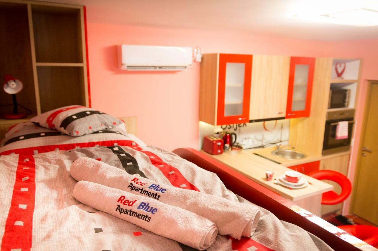 Design Apartments Red Blue Osijek Ngoại thất bức ảnh